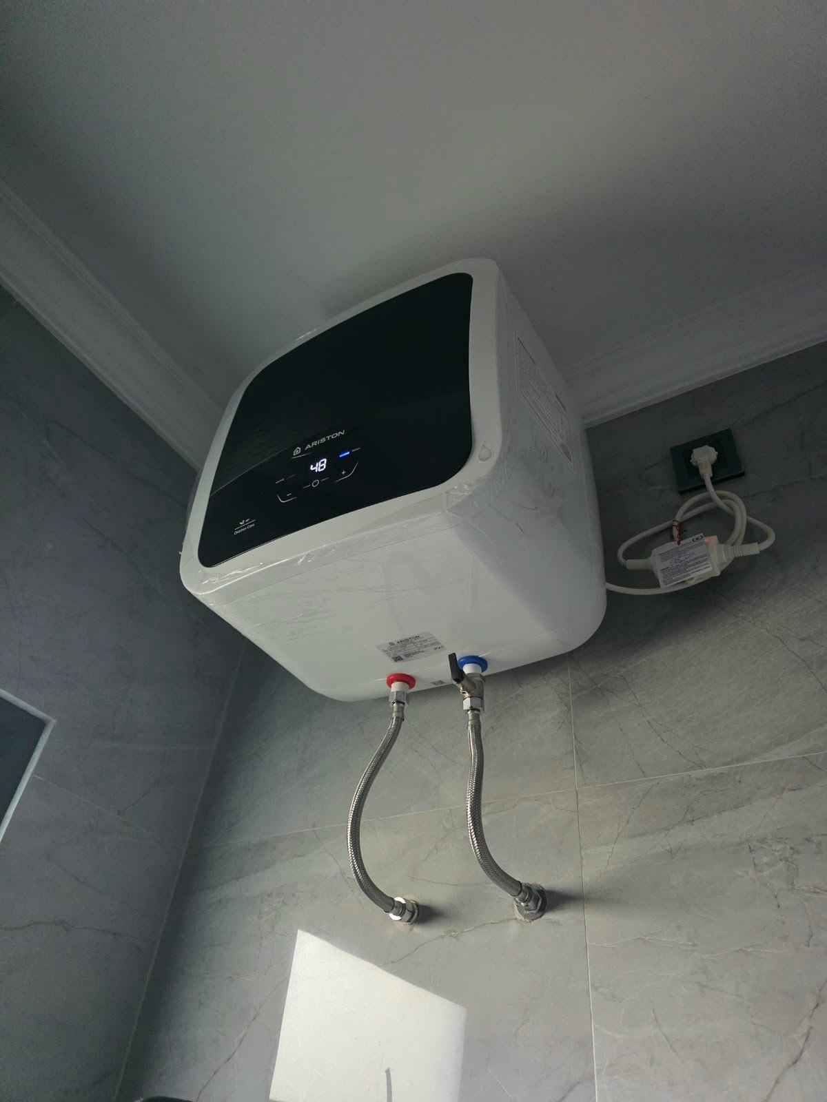 Service berkala water heater Ariston